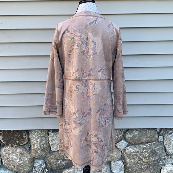 Solitaire Nude Filagree Open Front Faux Suede Jacket - Picture 9 of 14